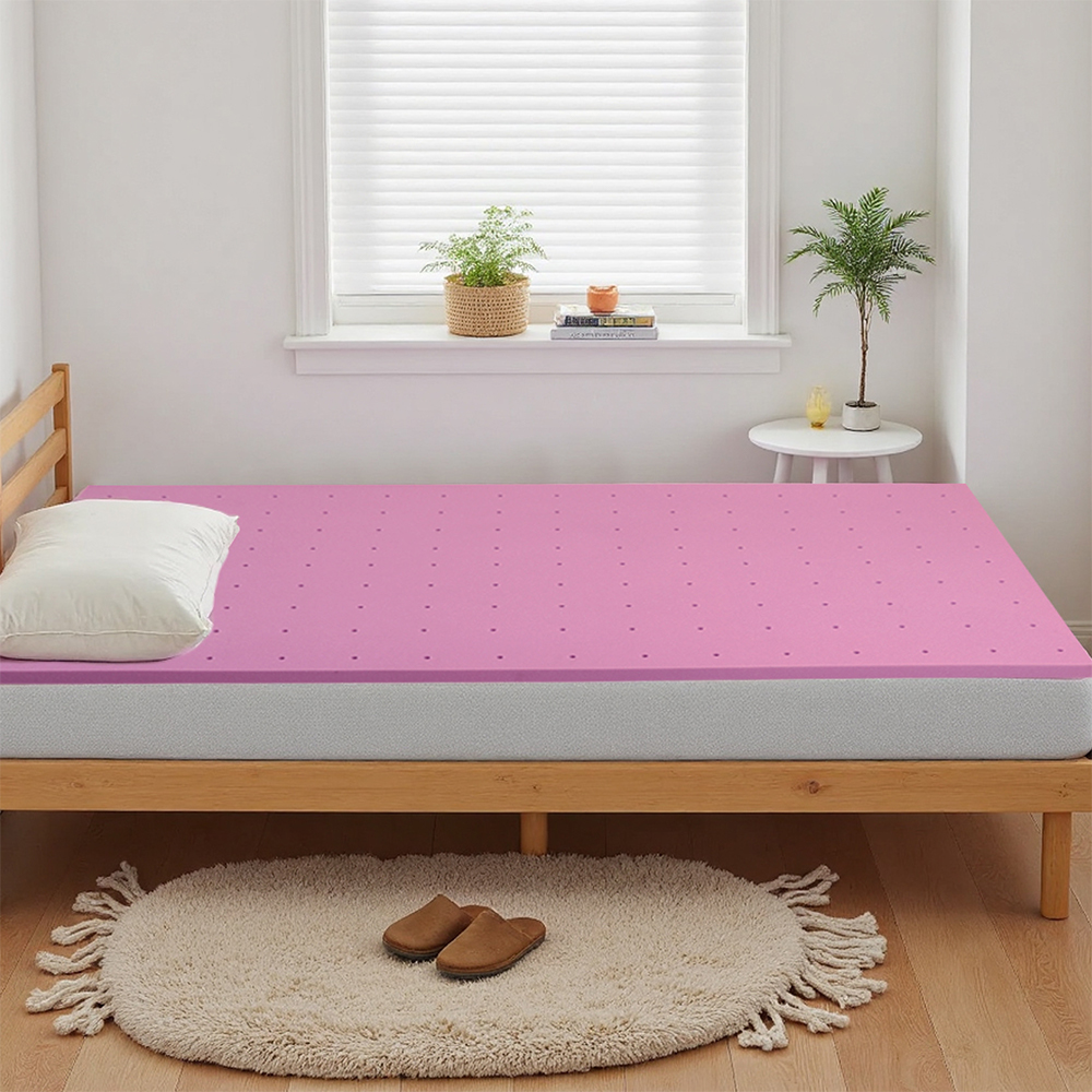 Matelas en mousse à mémoire de forme perforée